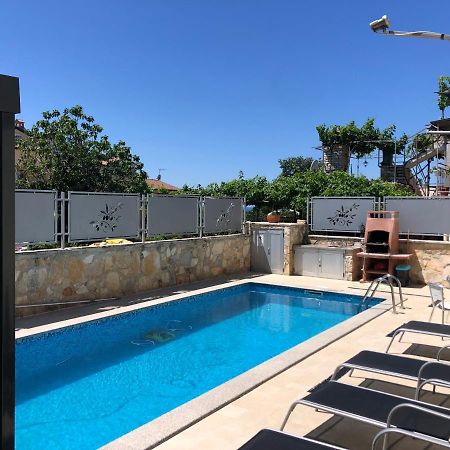 Villa Karina Tar Tar-Vabriga Εξωτερικό φωτογραφία